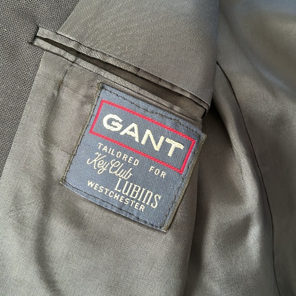 Boys Gant navy blazer with brass like buttons - Picture 5 of 6